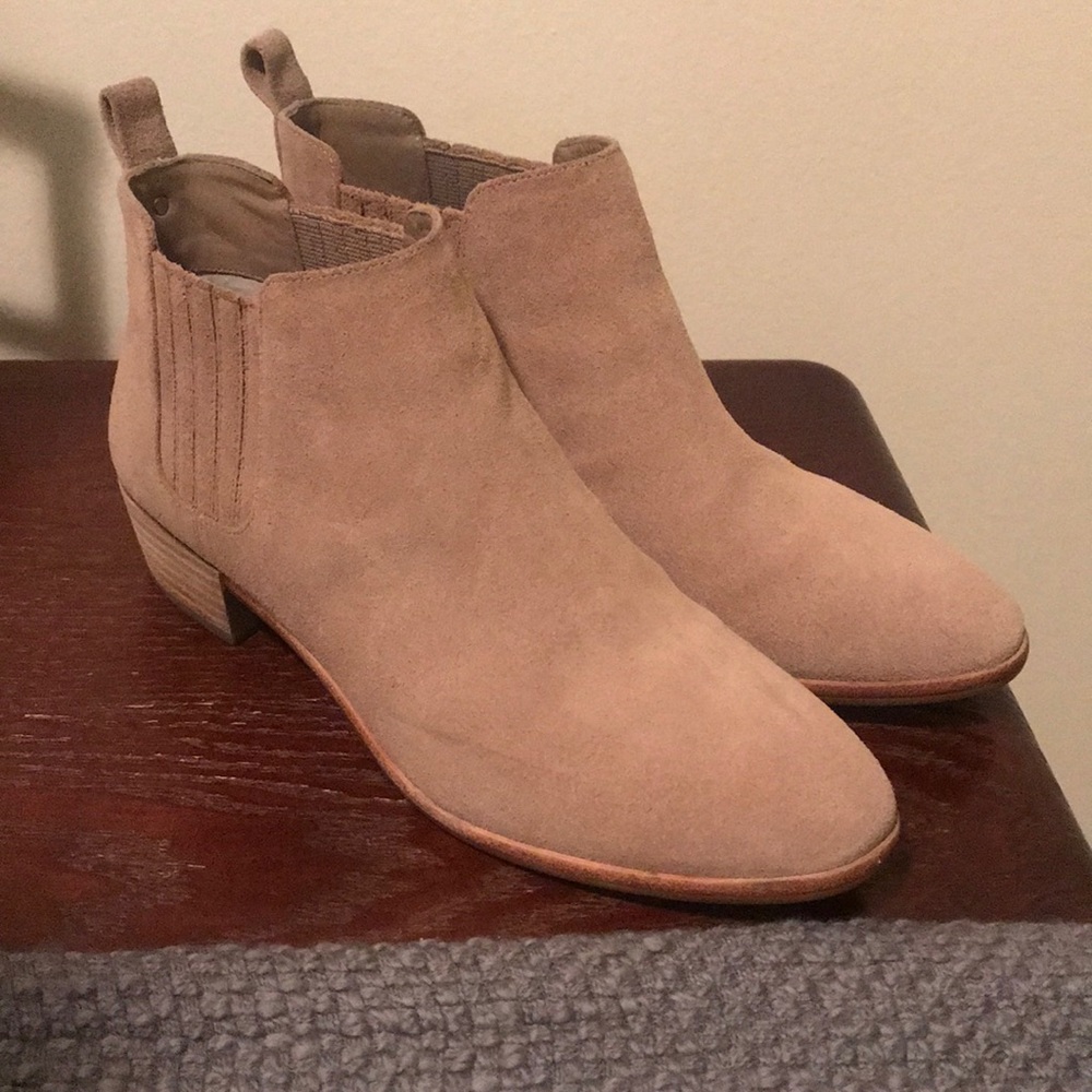 MICHAEL KORS Ankle Booties